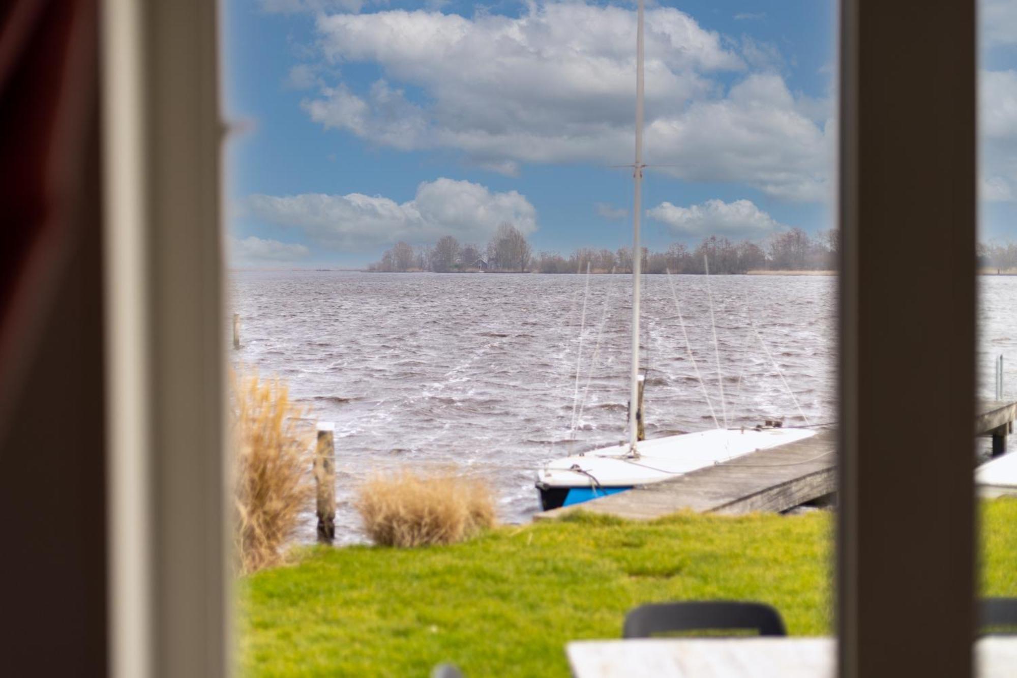 Waterpark Oan 'E Poel Bij Sneekermeer Terherne Buitenkant foto